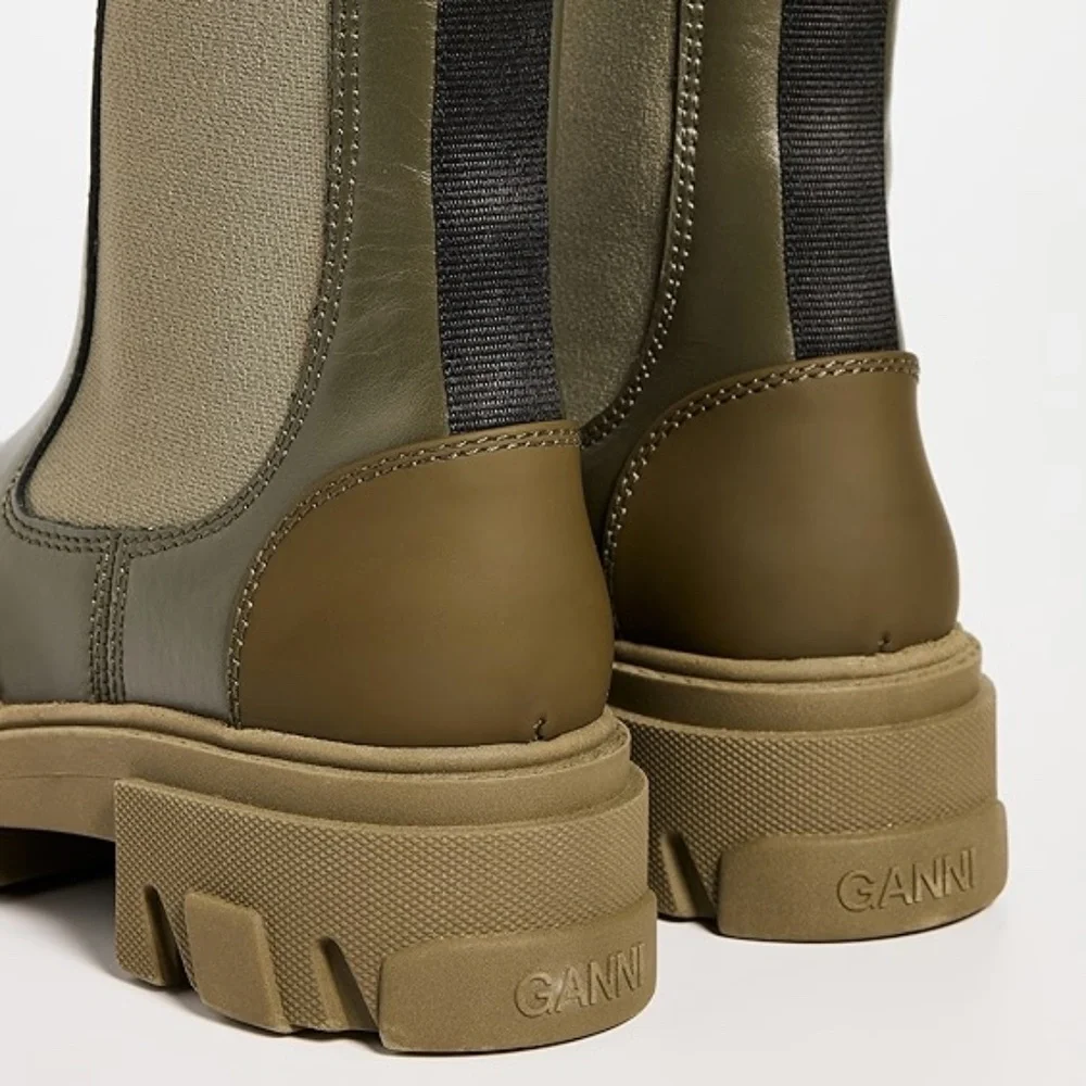 BNWT GANNI Cleated Mid Chelsea Tonal Boots - Picture 4 of 6